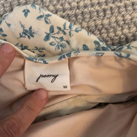 Peony cut out bathing suit size 6 - Picture 4 of 7